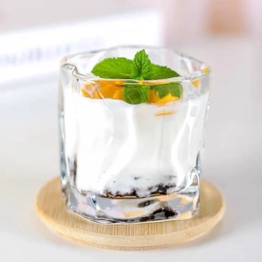 Cốc thủy tinh decor xoắn sáng tạo - ly whisky cao cấp, giá 15.000đ 8 Cốc thủy tinh decor xoắn sáng tạo - ly whisky cao cấp, giá 15.000đ 8