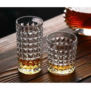 Cốc Thủy Tinh Nhập Khẩu – Ly Uống Nước Sang Trọng, Decor Phòng Khách & Văn Phòng, 25k