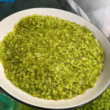 Cốm Xanh Dẹp 500g Đặc Sản To Dày Không Bảo Quản - Nấu Chè, Làm Chả Giá 27.999 VND