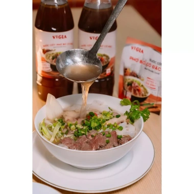 Combo 1 chai + 2 gói Nước Cốt Phở Bò - Xương bò cô đặc 24h, thơm ngon chuẩn vị, 130.999₫ 5
