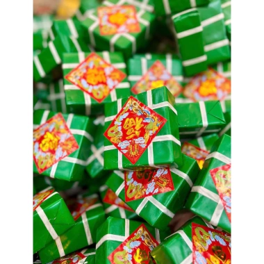 Combo 10 bánh chưng & bánh tét xanh cổ truyền - Trang trí xuân, chỉ 15.000₫