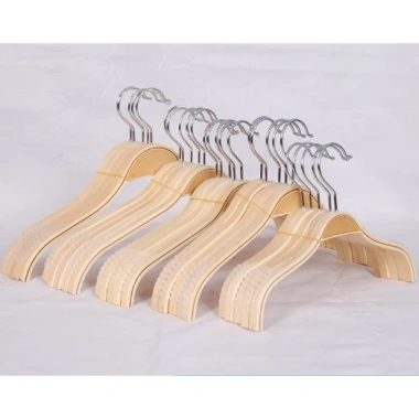 Combo 10 Cái Móc Treo Áo Trẻ Em & Dán Vai - Tiết Kiệm 20% Giá Chỉ 42.000đ