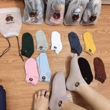 Combo 10 đôi tất nữ cổ ngắn hình gấu kute, giá chỉ 32.000đ, kèm túi rút tiện lợi 2