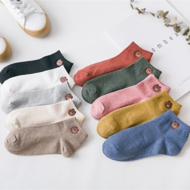 Combo 10 đôi tất nữ cổ ngắn hình gấu kute, giá chỉ 32.000đ, kèm túi rút tiện lợi 6