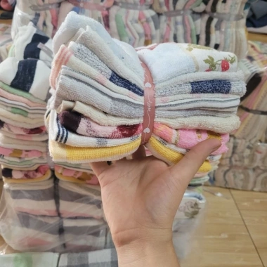 Combo 10 Khăn Mặt Nhật Bản 34x35cm Siêu Mềm Thấm Hút Giá 145.000 Giảm 33%