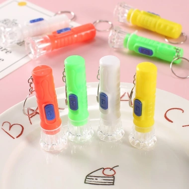Combo 10 Móc Khóa Đèn Pin Mini, Chiếu Sáng và Đồ Chơi Cho Bé, Giá 17.500₫ 4