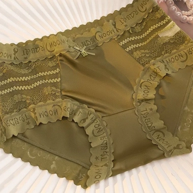 Combo 10 Quần Lót Nữ Đúc Su Lụa Băng + Quần Chip Siêu Nhẹ Viền Ren Sexy Hot, Siêu Thoải Mái - Giá 97k