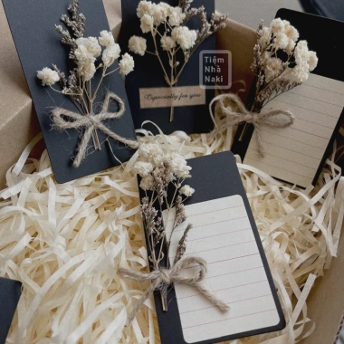 Combo 10 Thiệp Hoa Khô Handmade Tone Đen Quà Valentine Giáng Sinh Noel 12.000đ 6