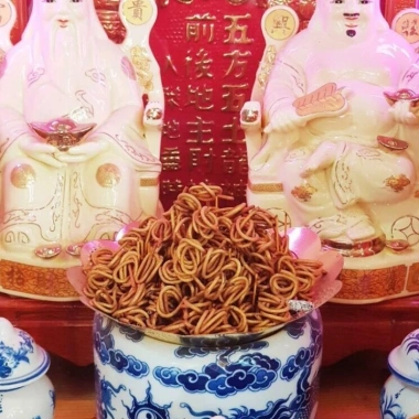Combo 10 túi 79 nén Nhang Thần Tài Thái Lan nhập khẩu chính hãng - Giá 185.000₫ 2 Combo 10 túi 79 nén Nhang Thần Tài Thái Lan nhập khẩu chính hãng - Giá 185.000₫ 2