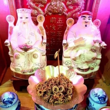 Combo 10 túi 79 nén Nhang Thần Tài Thái Lan nhập khẩu chính hãng - Giá 185.000₫