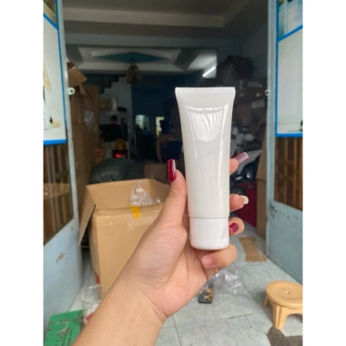 Combo 10 tuýt nhựa đựng mỹ phẩm trắng 30-250ml - Giá ưu đãi 61.000 VND