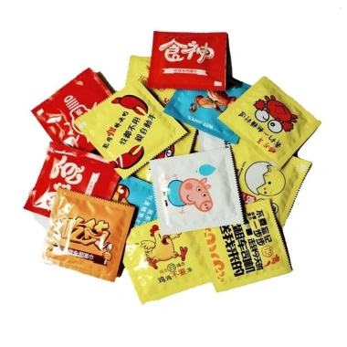 Combo 100 khăn ướt gói vuông đa màu - Mẫu ngẫu nhiên, giá ưu đãi 53.900₫ 8