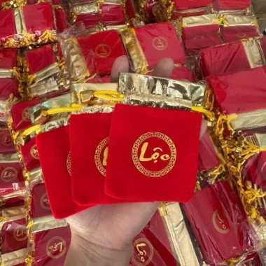Combo 100 Túi Gấm Nhung Phúc Lộc Đỏ May Mắn 7x9cm Phong Thuỷ Giá ưu đãi 71.020₫ 10
