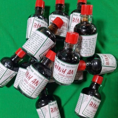 Combo 12 chai Dầu Xoa Bóp Binh An 30ml - Giảm đau xương khớp, Thư giãn, Giá ưu đãi 300.000đ 2 Combo 12 chai Dầu Xoa Bóp Binh An 30ml - Giảm đau xương khớp, Thư giãn, Giá ưu đãi 300.000đ 2
