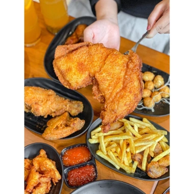 Combo 1Kg Bột Chiên Gà Giòn Gà KFC + 250g Gia Vị Ướp Đa Năng - Giảm giá 150.000₫ 9