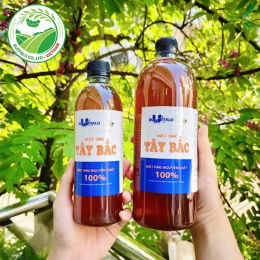 Combo 2 chai Mật Ong Tây Bắc 1.000ml Nguyên chất tự nhiên, đặc sánh, bổ dưỡng - Giá ưu đãi 75.000đ Honey House 4 Combo 2 chai Mật Ong Tây Bắc 1.000ml Nguyên chất tự nhiên, đặc sánh, bổ dưỡng - Giá ưu đãi 75.000đ Honey House 4