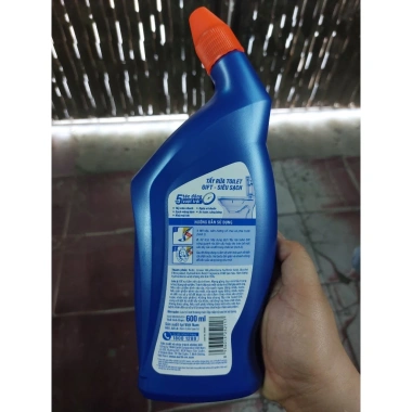 Combo 2 chai Nước Tẩy Rửa Toilet Gift 600ml - Siêu sạch, khử mùi, chỉ 45.000đ 2 Combo 2 chai Nước Tẩy Rửa Toilet Gift 600ml - Siêu sạch, khử mùi, chỉ 45.000đ 2