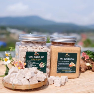 Combo 2 hũ pet Trà Gừng + Viên Gừng + Viên Ngậm Gừng - Chạm Vị Tây Nguyên Thơm Cay Ấm Lòng, giảm giá 159.000 VND 4 Combo 2 hũ pet Trà Gừng + Viên Gừng + Viên Ngậm Gừng - Chạm Vị Tây Nguyên Thơm Cay Ấm Lòng, giảm giá 159.000 VND 4