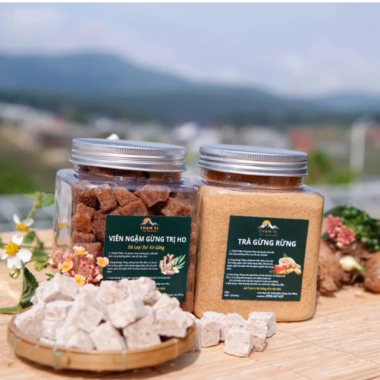 Combo 2 hũ pet Trà Gừng + Viên Gừng + Viên Ngậm Gừng - Chạm Vị Tây Nguyên Thơm Cay Ấm Lòng, giảm giá 159.000 VND 8 Combo 2 hũ pet Trà Gừng + Viên Gừng + Viên Ngậm Gừng - Chạm Vị Tây Nguyên Thơm Cay Ấm Lòng, giảm giá 159.000 VND 8