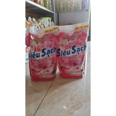 Combo 2 túi Nước giặt Lix Siêu Sạch hương Hoa Anh Đào 2.4kg - Trắng Sáng, chỉ 170.000 VNĐ