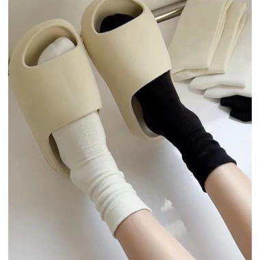 Combo 20 Đôi Tất Trơn Cổ Cao Nữ, Vớ Cotton Hàn Quốc Gân Trơn - Giá 34.000₫