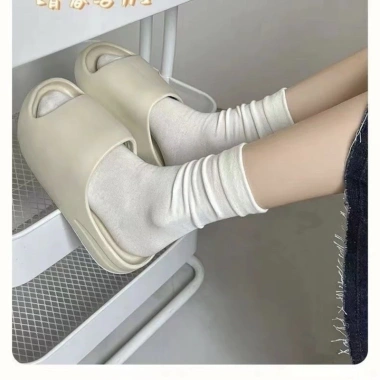 Combo 20 Đôi Tất Trơn Cổ Cao Nữ, Vớ Cotton Hàn Quốc Gân Trơn - Giá 34.000₫