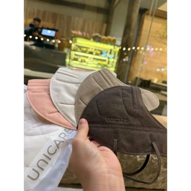 Combo 200 Khẩu trang 9A UniMask chính hãng, che kín mặt, chống UV, giá 58.000₫ 10 Combo 200 Khẩu trang 9A UniMask chính hãng, che kín mặt, chống UV, giá 58.000₫ 10