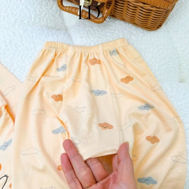 Combo 2/3/5 Bộ Dài Trơn Khuy Cài Chéo Thu-Đông Quảng Châu Dành Cho Bé Giá 85.500₫ 2
