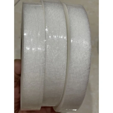 Combo 3 cuộn keo mếch tan, keo dính 2 mặt vải, phụ liệu may chỉ 45.000₫ 4 Combo 3 cuộn keo mếch tan, keo dính 2 mặt vải, phụ liệu may chỉ 45.000₫ 4