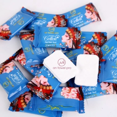 Combo 3 Gói 60 Cái Khăn Giấy Nén Hình Viên Kẹo - Khăn Du Lịch Hàn Quốc Dùng 1 Lần, Túi Zip