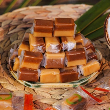 Combo 3 Kẹo dừa sáp VICOSAP: Cà phê muối phô mai, kem sầu riêng, ít đường, 100g - 186.600₫