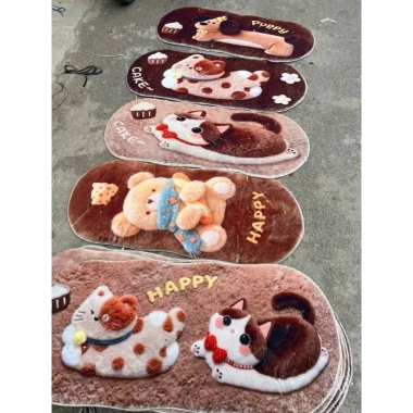 Combo 3 Thảm chân giường lông cừu 3D hình thú mềm, chống trượt - Giá 85.000 VND
