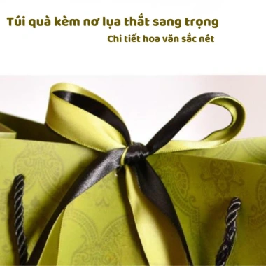 Combo 3 Túi giấy họa tiết cam xanh vân TU22/TU26 Túi quà dày dặn kèm nơ 31.350₫ 5 Combo 3 Túi giấy họa tiết cam xanh vân TU22/TU26 Túi quà dày dặn kèm nơ 31.350₫ 5