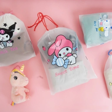 Combo 3 Túi Nhựa Đựng Quần Áo Giày SANRIO CAPYBARA - Túi Zip Du Lịch TUIDEP028 5 Combo 3 Túi Nhựa Đựng Quần Áo Giày SANRIO CAPYBARA - Túi Zip Du Lịch TUIDEP028 5