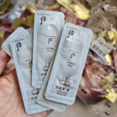 Combo 30 gói Tẩy Tế Bào Chết Da Mặt Whoo Gongjinhyang Seol Brightening Gel 1ml - Giá chỉ 115.000 VNĐ