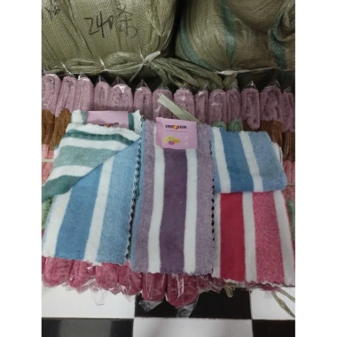 Combo 30 khăn lau đa năng 30x30 cm - Khăn lông cừu mềm mịn, giá chỉ 95.000đ 4