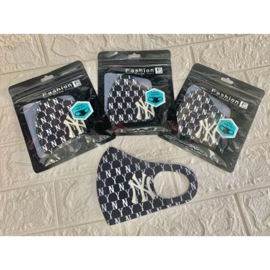 Combo 3/57/10 Khẩu Trang Vải MLB Cao Cấp Phong Cách Hàn Quốc Dành Cho Nam và Nữ Giá 53.000 VND