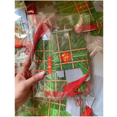 Combo 4 dây treo bánh chưng và bánh tét 2 dài 2 vuông 4,5x5,5cm Tết 16.000₫