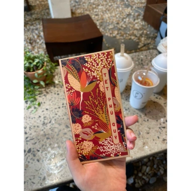 Combo 48 bao lì xì Vintage Tết 2.026 Hoa lá bốn mùa Phú quý, may mắn, 16.000đ 5 Combo 48 bao lì xì Vintage Tết 2.026 Hoa lá bốn mùa Phú quý, may mắn, 16.000đ 5