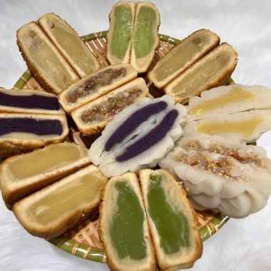Combo 5 Bánh Trung Thu Size Lớn 180g Bánh Nướng Dẻo Đa Vị Thơm Ngon Giá Ưu Đãi 75.020₫