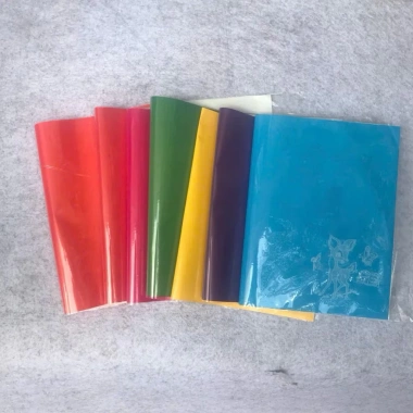 Combo 5 Bìa Bao Tập Vở Học Sinh 20.5cm - Kiếng Trong + Giấy Màu, Giá 15.000 VND 2