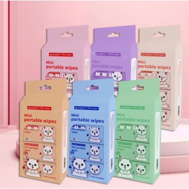 Combo 5 bịch 40 gói Khăn Giấy ướt mini bỏ túi - du lịch, không gây kích ứng da 8