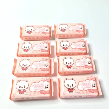 Combo 5 bịng to 40 gói khăn ướt mini tiện lợi đi chơi du lịch - Giá ưu đãi 66.400 VND 4