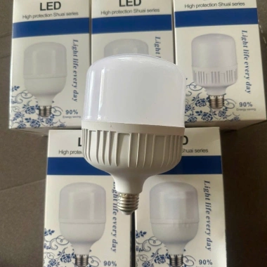 Combo 5 bóng LED 50W chống nước, bảo hành 1 năm, giá ưu đãi 178.000₫ 2 Combo 5 bóng LED 50W chống nước, bảo hành 1 năm, giá ưu đãi 178.000₫ 2
