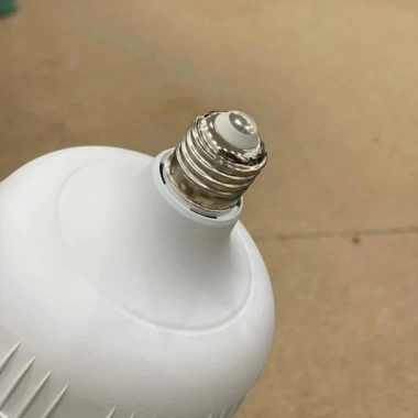Combo 5 bóng LED 50W chống nước, bảo hành 1 năm, giá ưu đãi 178.000₫ 4 Combo 5 bóng LED 50W chống nước, bảo hành 1 năm, giá ưu đãi 178.000₫ 4