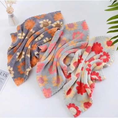 Combo 5 Chiếc Khăn Lau Bếp Đa Năng Mềm Mại Hình Hoa Giá Ưu Đãi 32.800₫
