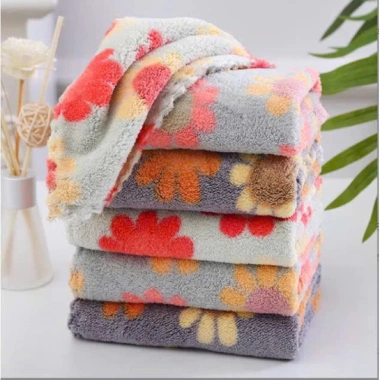 Combo 5 Chiếc Khăn Lau Bếp Đa Năng Mềm Mại Hình Hoa Giá Ưu Đãi 32.800₫ 7 Combo 5 Chiếc Khăn Lau Bếp Đa Năng Mềm Mại Hình Hoa Giá Ưu Đãi 32.800₫ 7