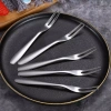 Combo 5 chiếc nĩa inox 304 size 13cm – trắng vàng, ăn trái cây, bánh mứt, ốc – giá chỉ 39.500đ 10