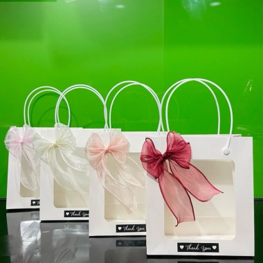 Combo 5 chiếc túi giấy mặt kính mica có nơ - Đựng hộp quà, hoa, quà tặng xinh xắn, giá chỉ 54.000₫ 10