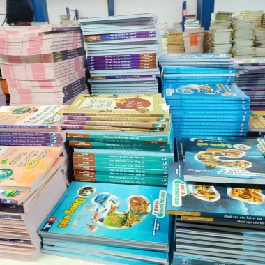 Combo 5 cuốn Truyện Tranh Doraemon Truyện Ngắn - Giá chỉ 140.000đ, Kim đồng